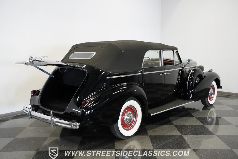 Buick-Series-80-1938-Black-Burgundy-46