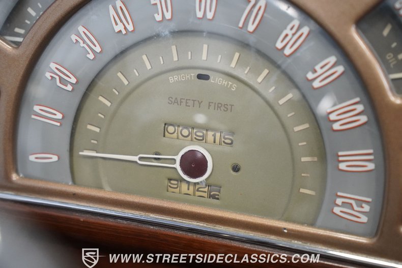 Buick-Series-80-1938-Black-Burgundy-48