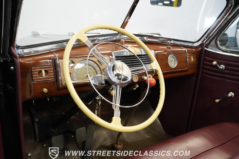 Buick-Series-80-1938-Black-Burgundy-49