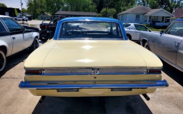 Buick-Skylark-1961-yellow-2