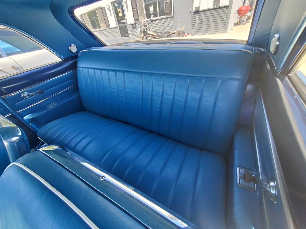 Buick-Skylark-1961-yellow-6