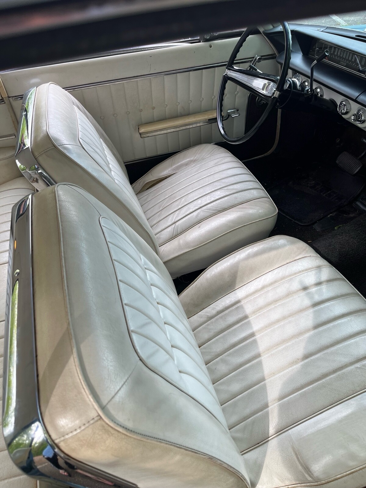 Buick-Skylark-1963-25