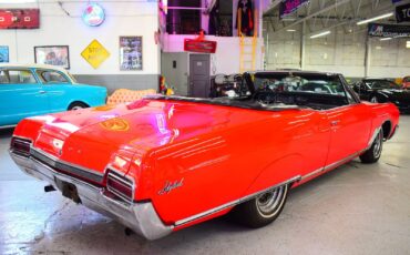 Buick-Skylark-1967-Convertible-10