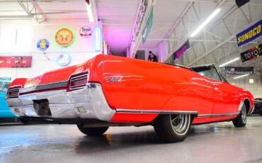 Buick-Skylark-1967-Convertible-12