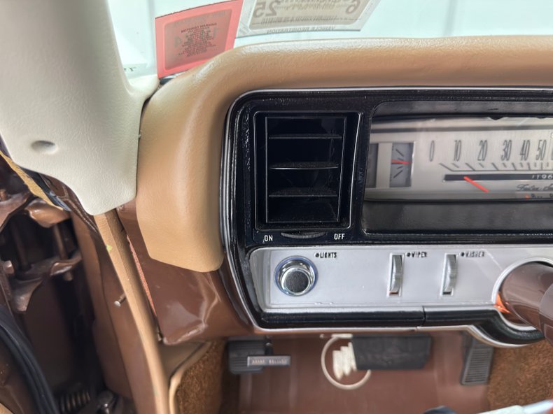 Buick-Skylark-1968-Burnished-Saddle-Ivory-44
