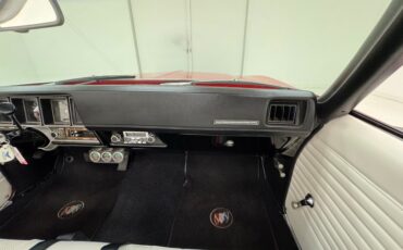 Buick-Skylark-1970-Fire-Red-White-16