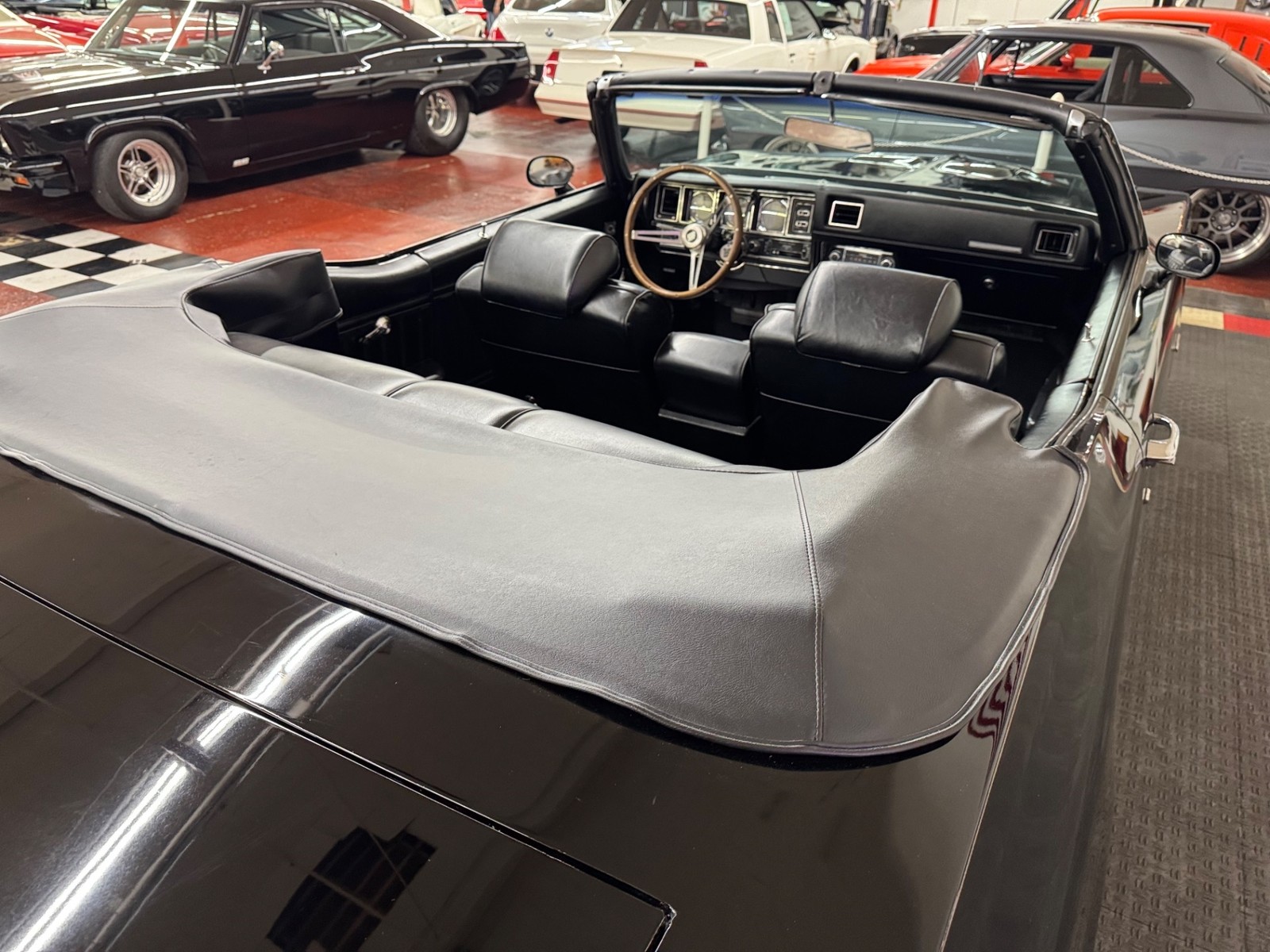 Buick-Skylark-1971-2-door-convt-14