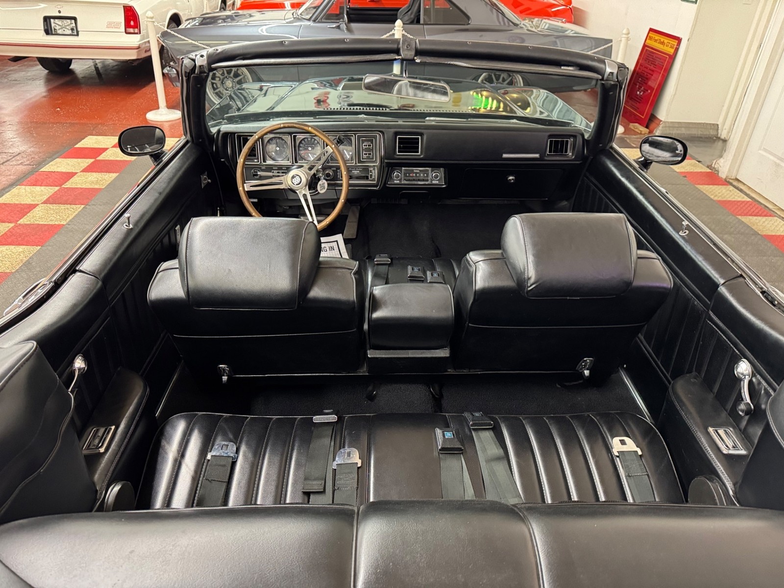 Buick-Skylark-1971-2-door-convt-19