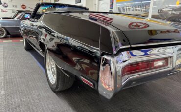 Buick-Skylark-1971-2-door-convt-24