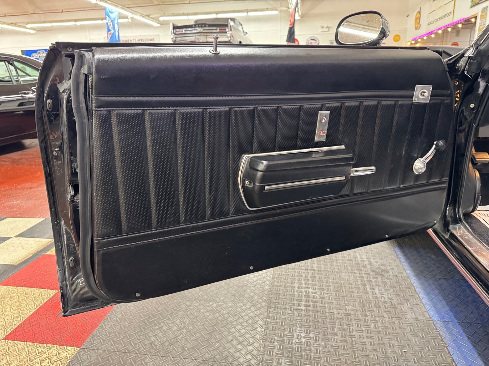 Buick-Skylark-1971-2-door-convt-36