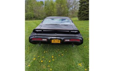 Buick-Skylark-1972-black-black-5