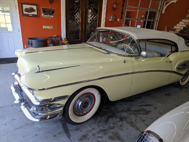 Buick-Special-1958-YellowWhite-Vinyl-t-YellowWhite-22