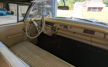 Buick-Special-1958-YellowWhite-Vinyl-t-YellowWhite-41
