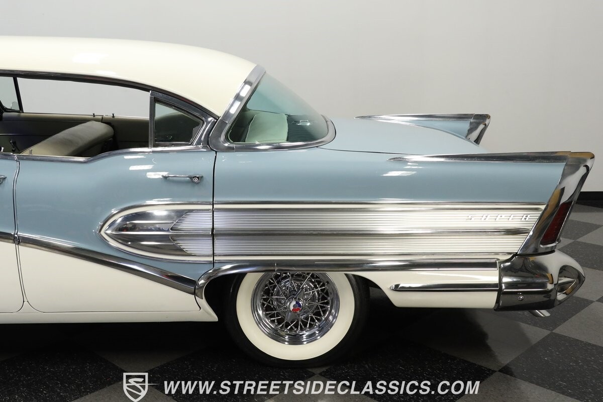 Buick-Super-1958-Sedan-23
