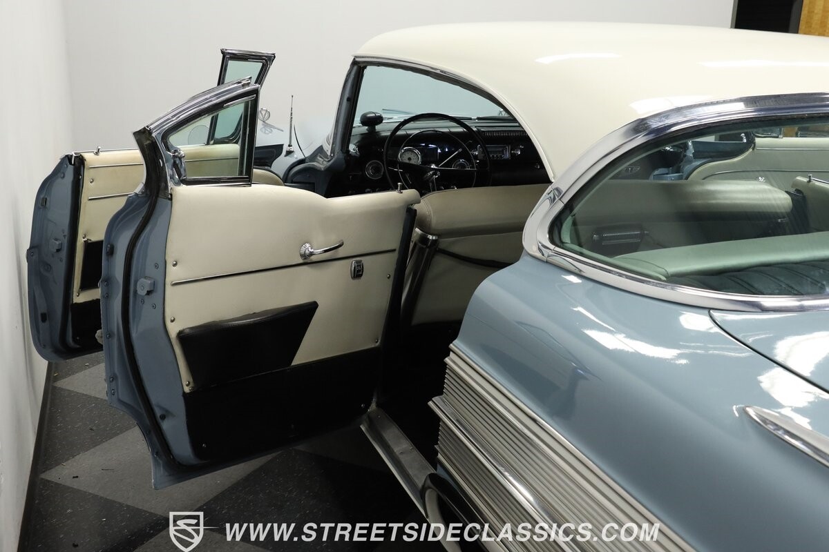 Buick-Super-1958-Sedan-32