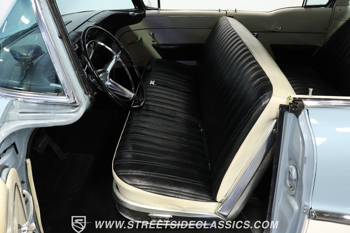 Buick-Super-1958-Sedan-35