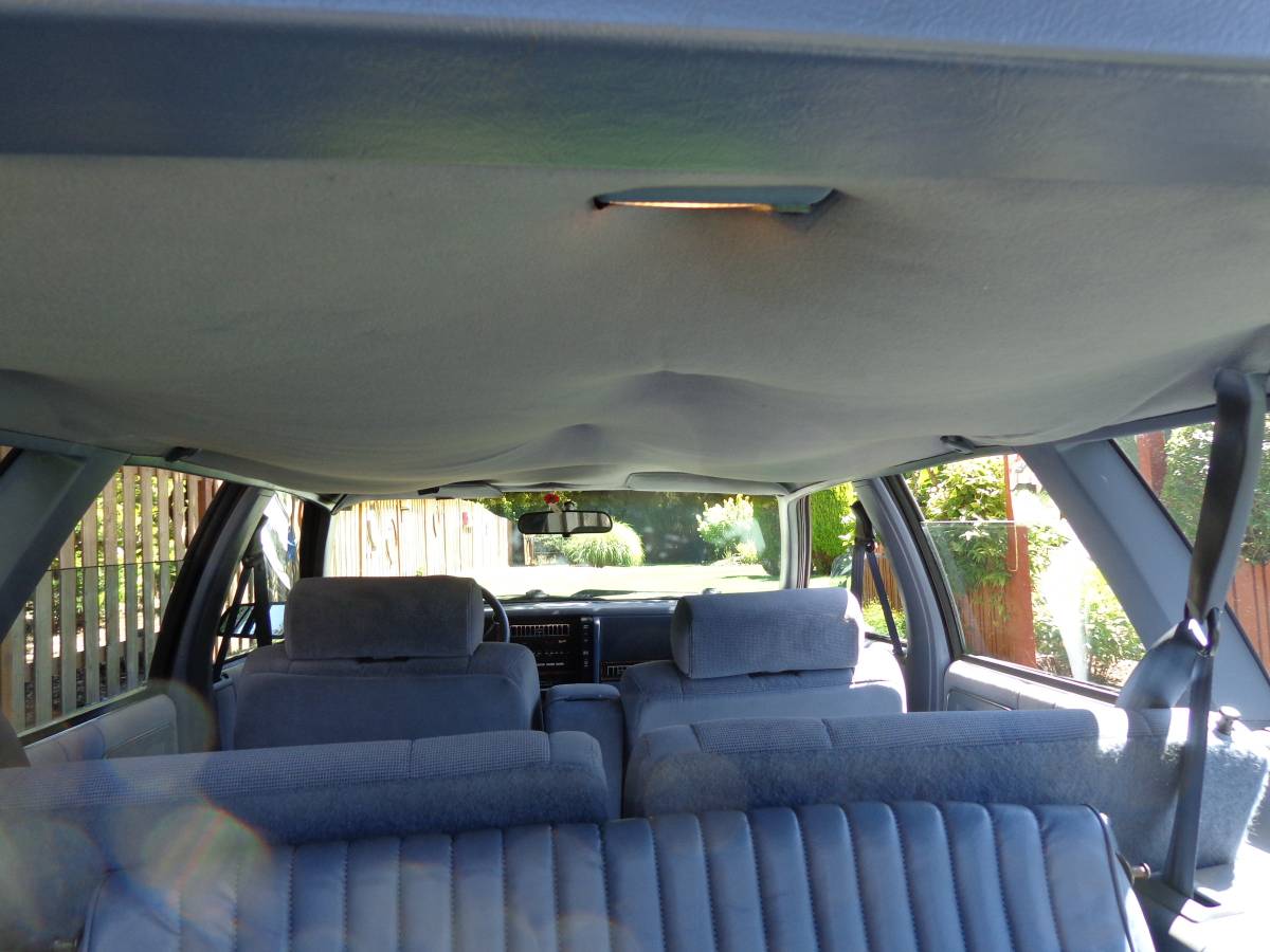 Buick-century-wagon-1995-22