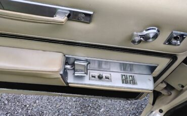 Buick-electra-1966-custom-7