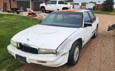 Buick-regal-1993-white-8