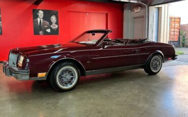 Buick-riviera-luxury-1984-1