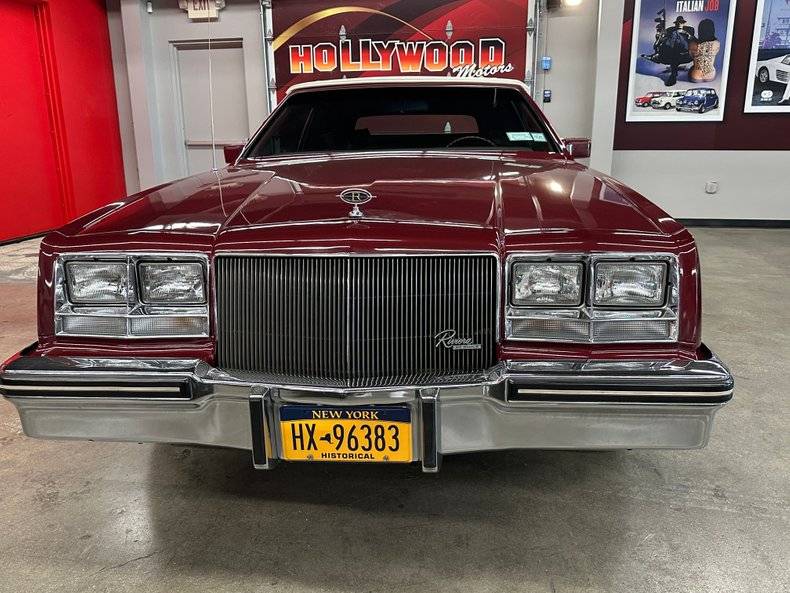 Buick-riviera-luxury-1984-3