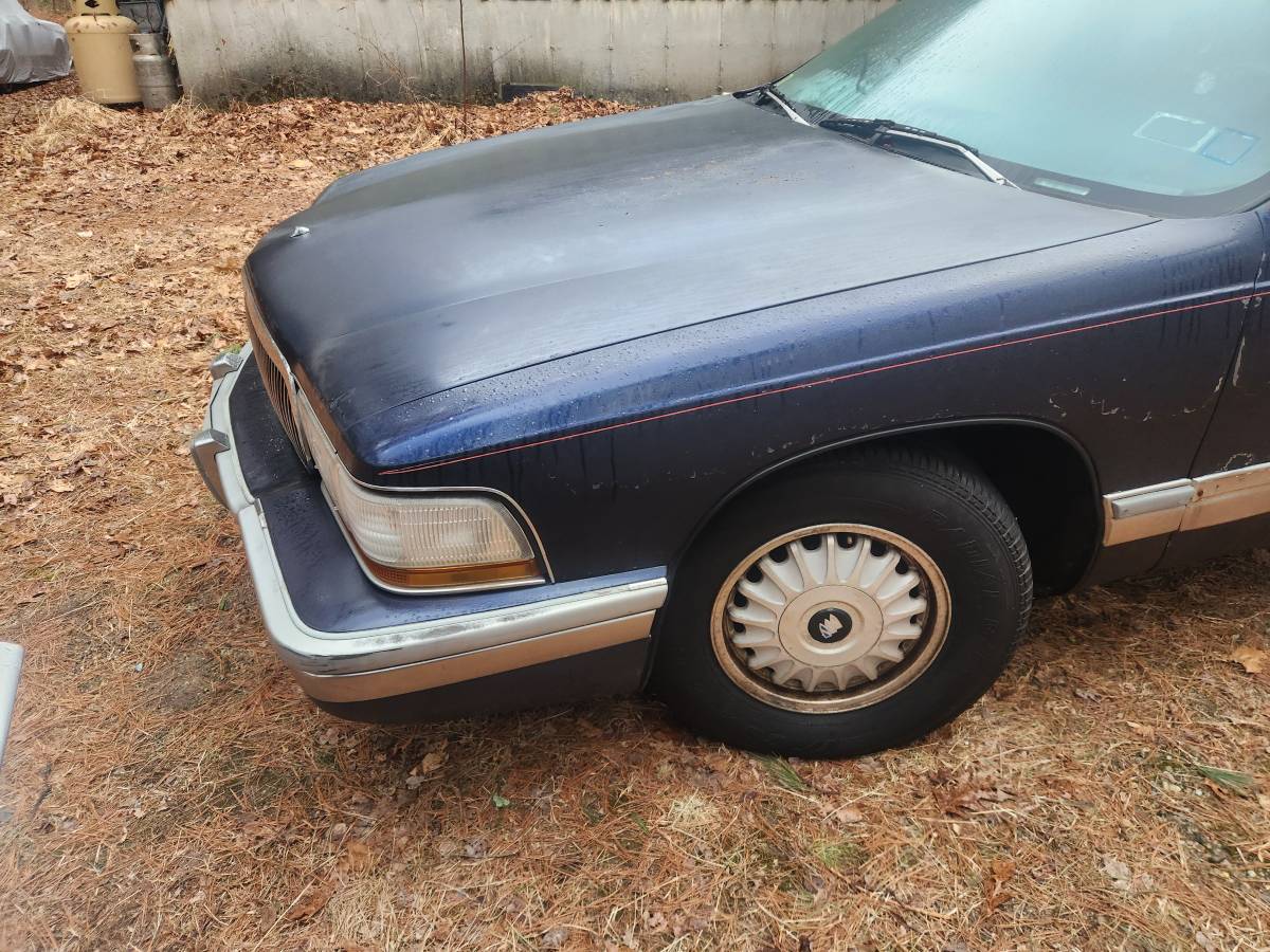 Buick-roadmaster-1993-blue-1