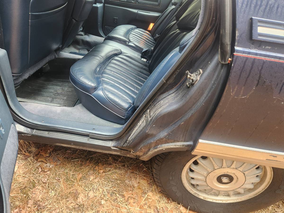 Buick-roadmaster-1993-blue-11