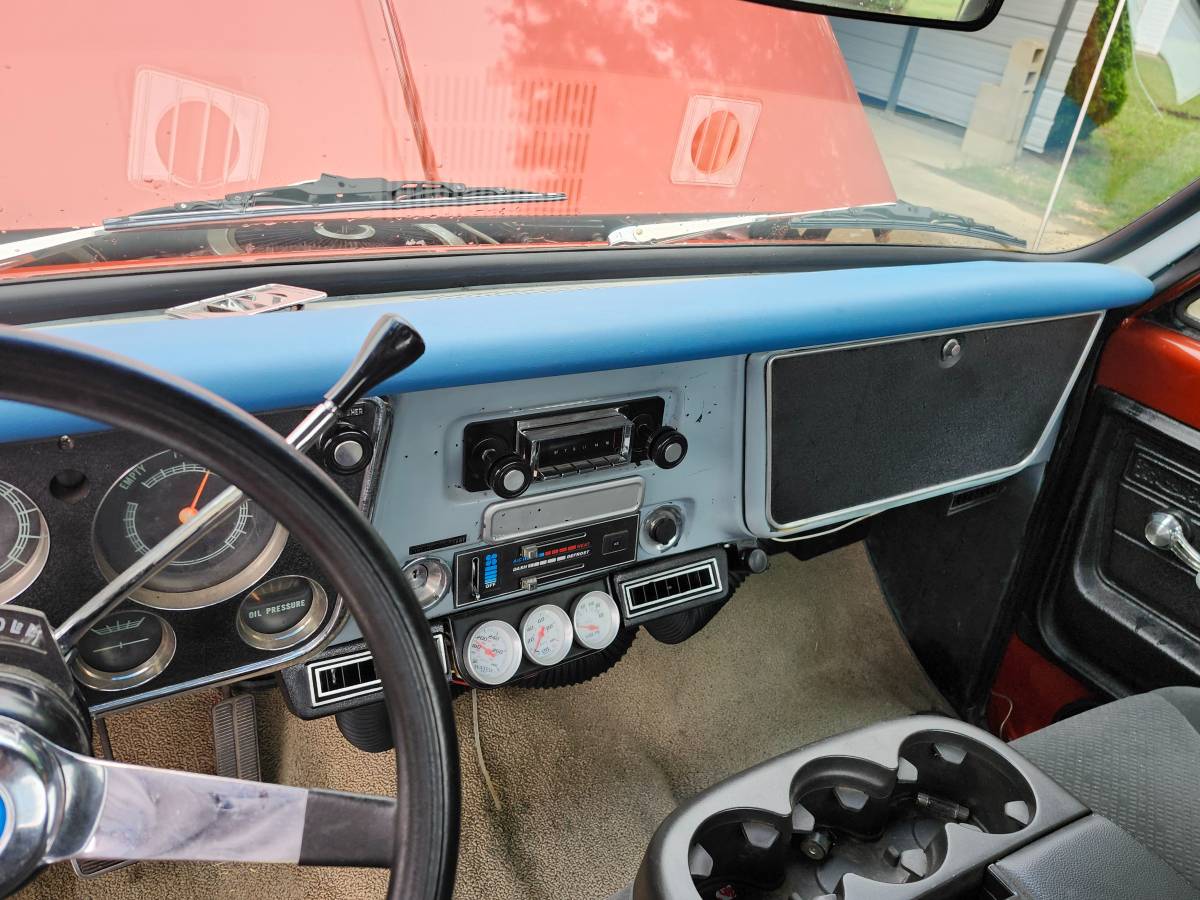 C10-1972-orange-5