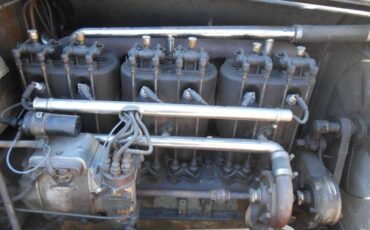 C55-7-passenger-touring-1915-brown-4