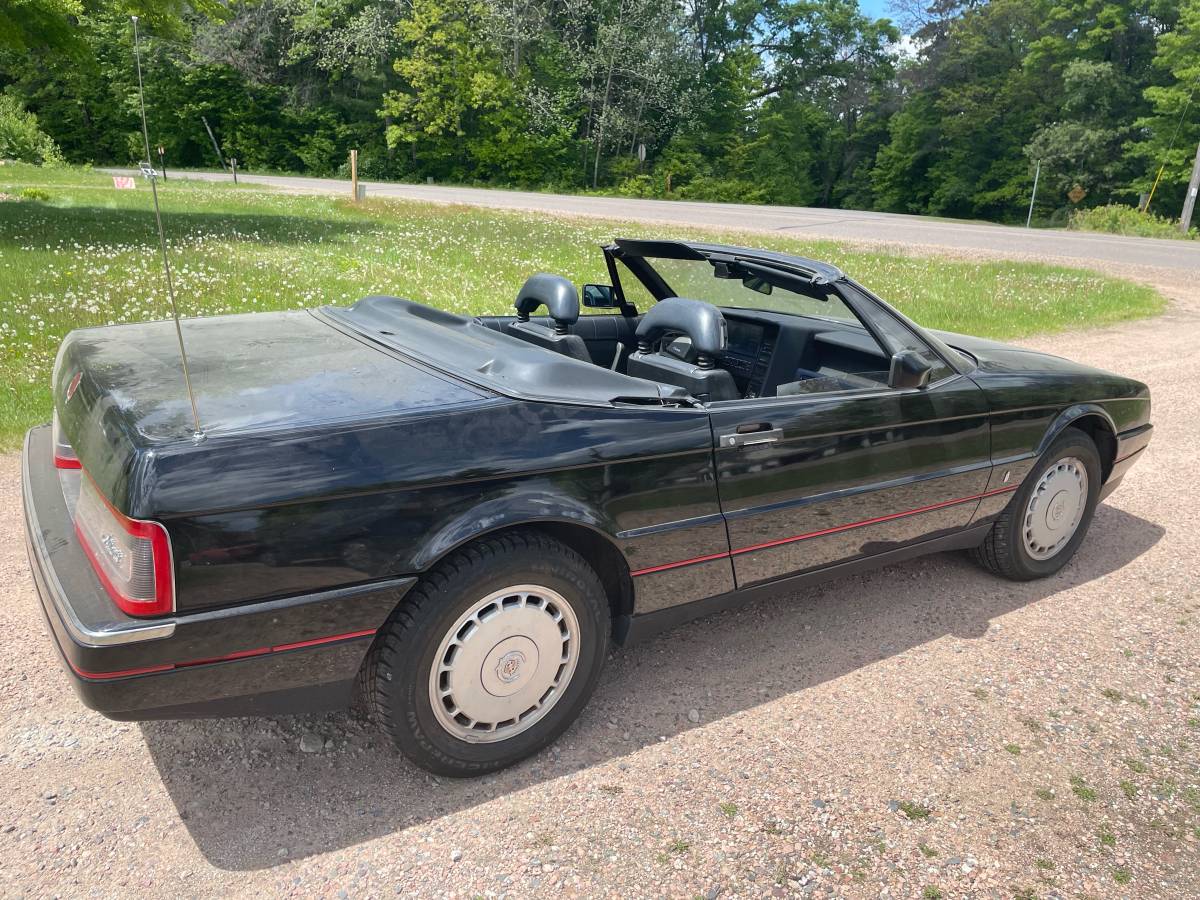 Cadillac-1989-black-13