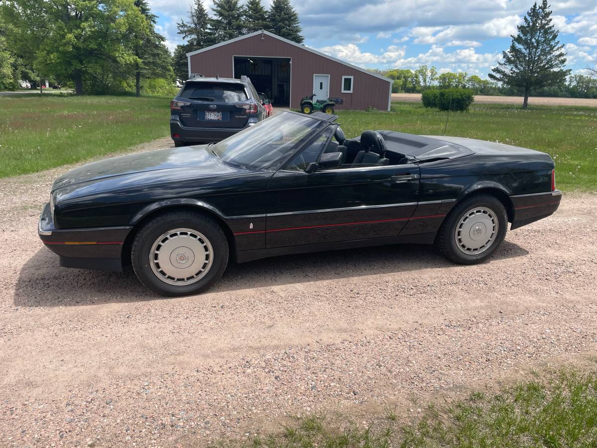 Cadillac-1989-black-14