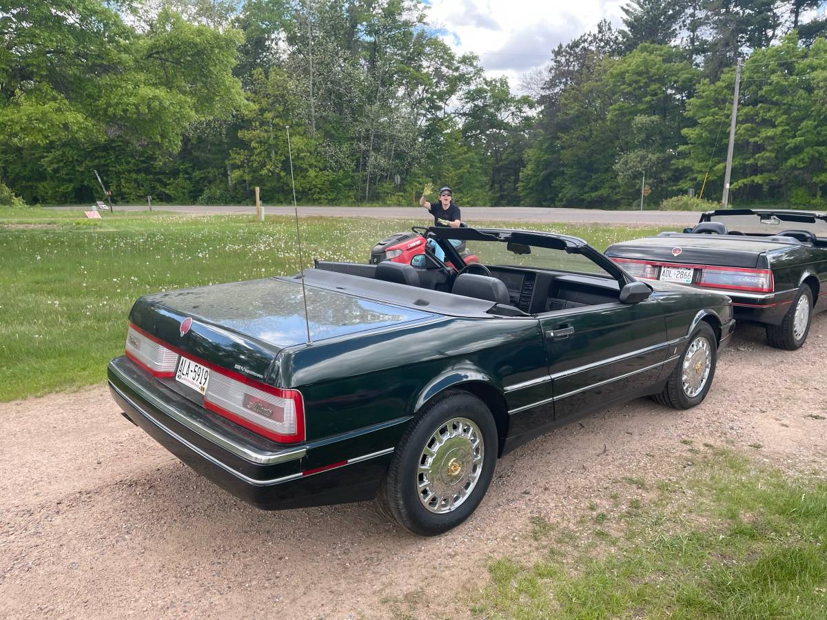Cadillac-1989-black-8