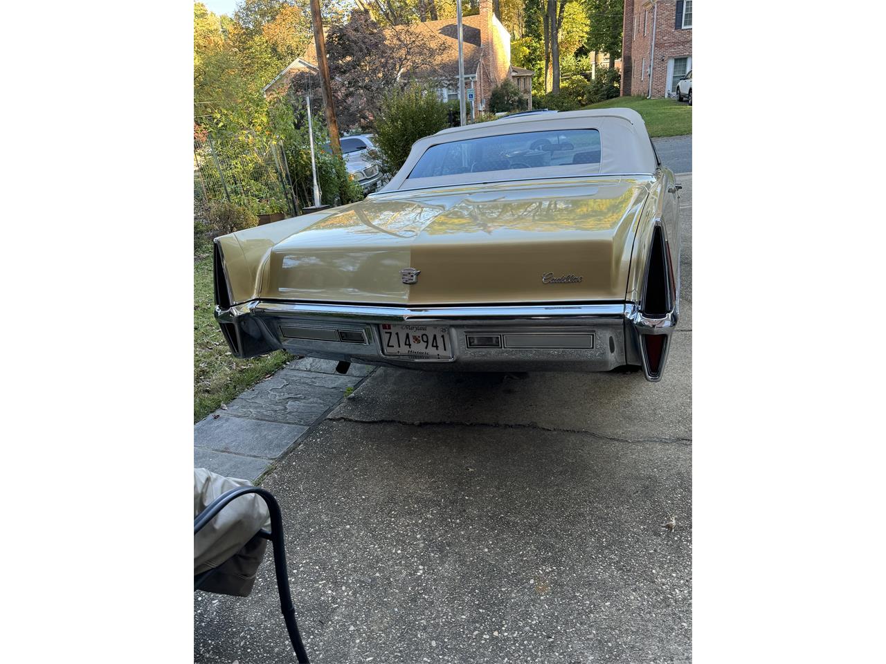 Cadillac-2-dr-convertible-1970-firemist-Gold-3