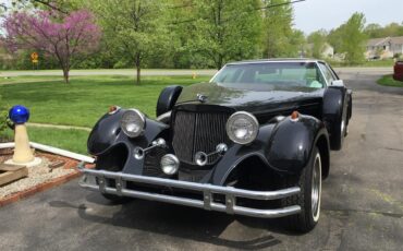 Cadillac-2-dr-coupe-1974-Black-Gray-1