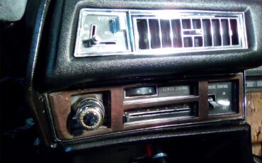 Cadillac-2-dr-coupe-1974-Black-Gray-9