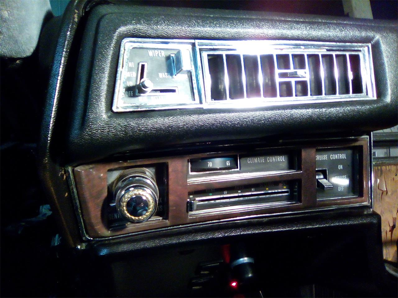 Cadillac-2-dr-coupe-1974-Black-Gray-9