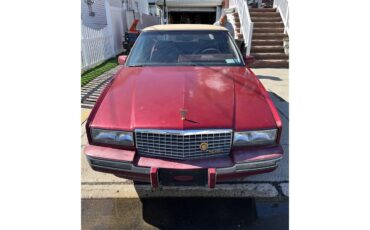 Cadillac-2-dr-coupe-1989-Maroon-Maroon-2