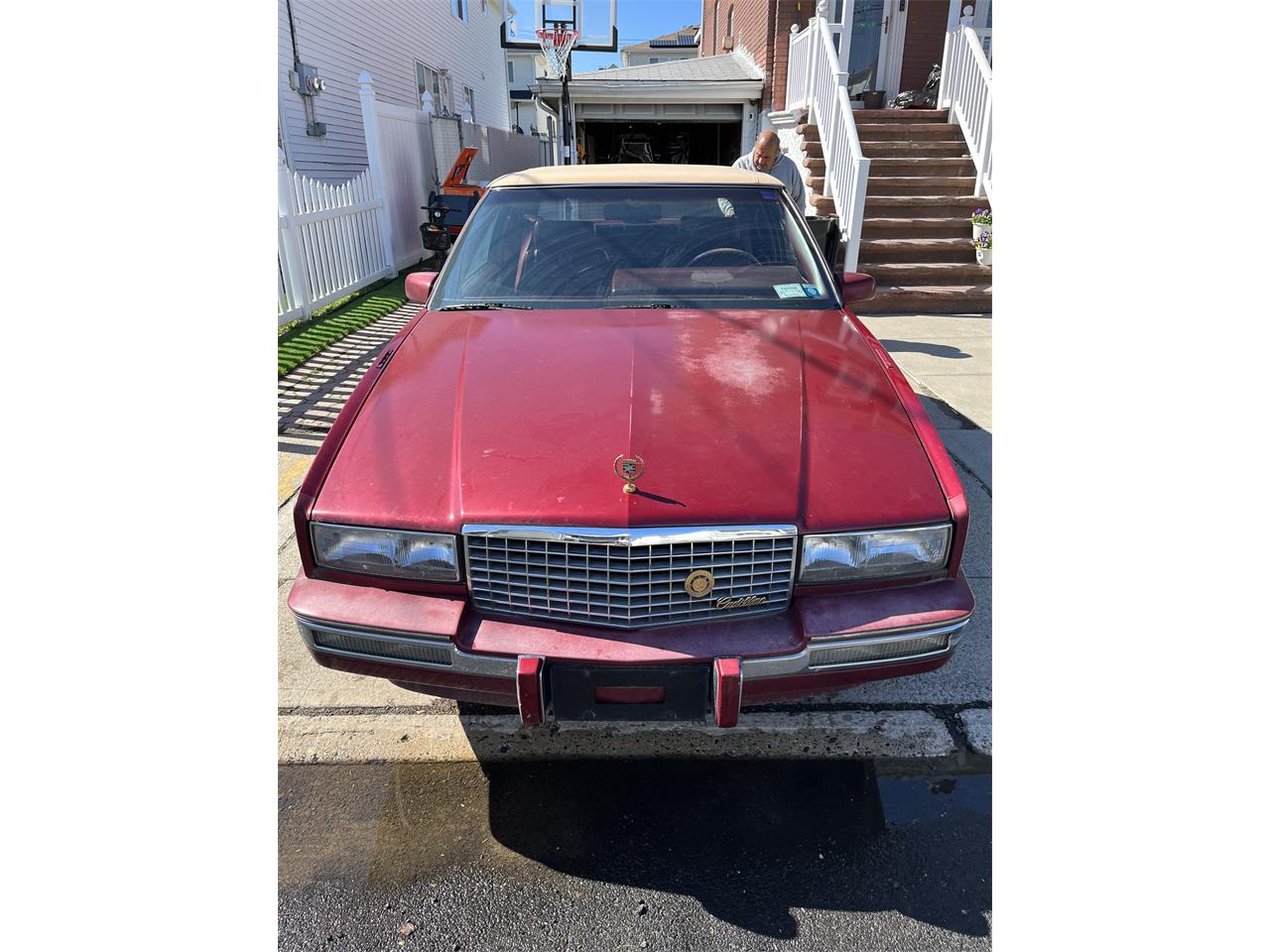 Cadillac-2-dr-coupe-1989-Maroon-Maroon-2