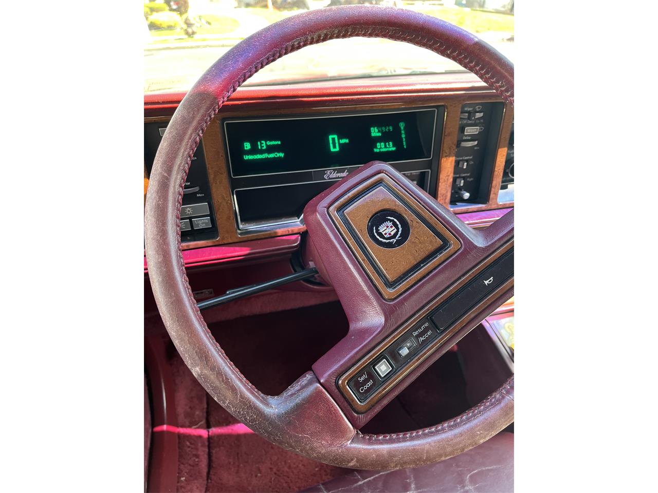 Cadillac-2-dr-coupe-1989-Maroon-Maroon-5
