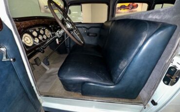 Cadillac-355-c-1935-Light-BlueWhite-Dark-Blue-13