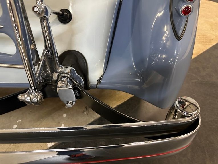 Cadillac-355-c-1935-Light-BlueWhite-Dark-Blue-33