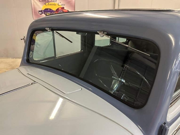 Cadillac-355-c-1935-Light-BlueWhite-Dark-Blue-7