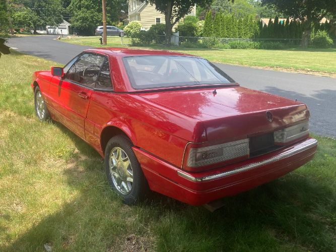 Cadillac-Allante-1989-Red-6