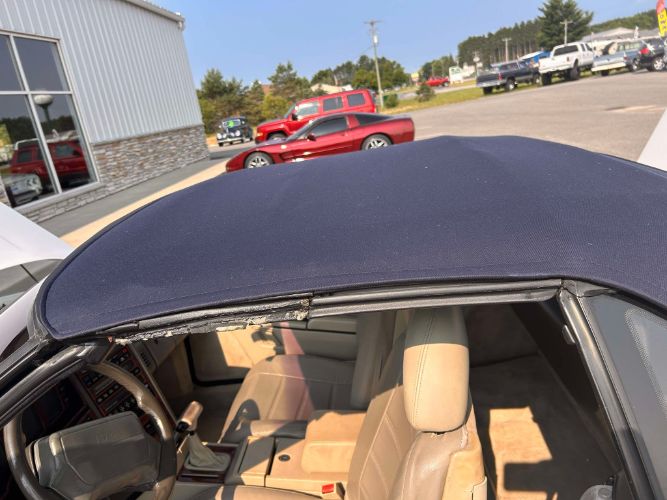 Cadillac-Allante-1991-14