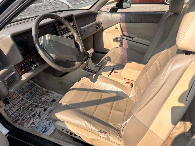 Cadillac-Allante-1991-19