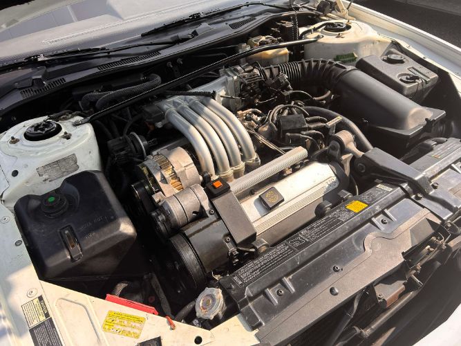 Cadillac-Allante-1991-7