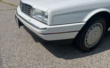 Cadillac-Allante-1991-White-Burgundy-1