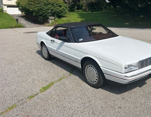 Cadillac-Allante-1991-White-Burgundy-20