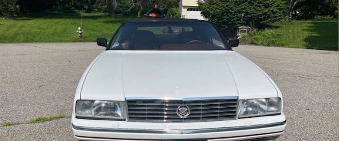 Cadillac-Allante-1991-White-Burgundy-4
