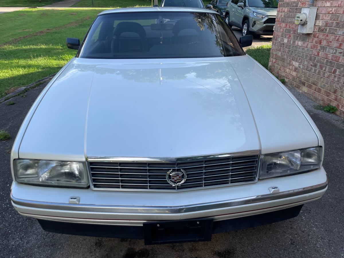 Cadillac-Allante-1992-8
